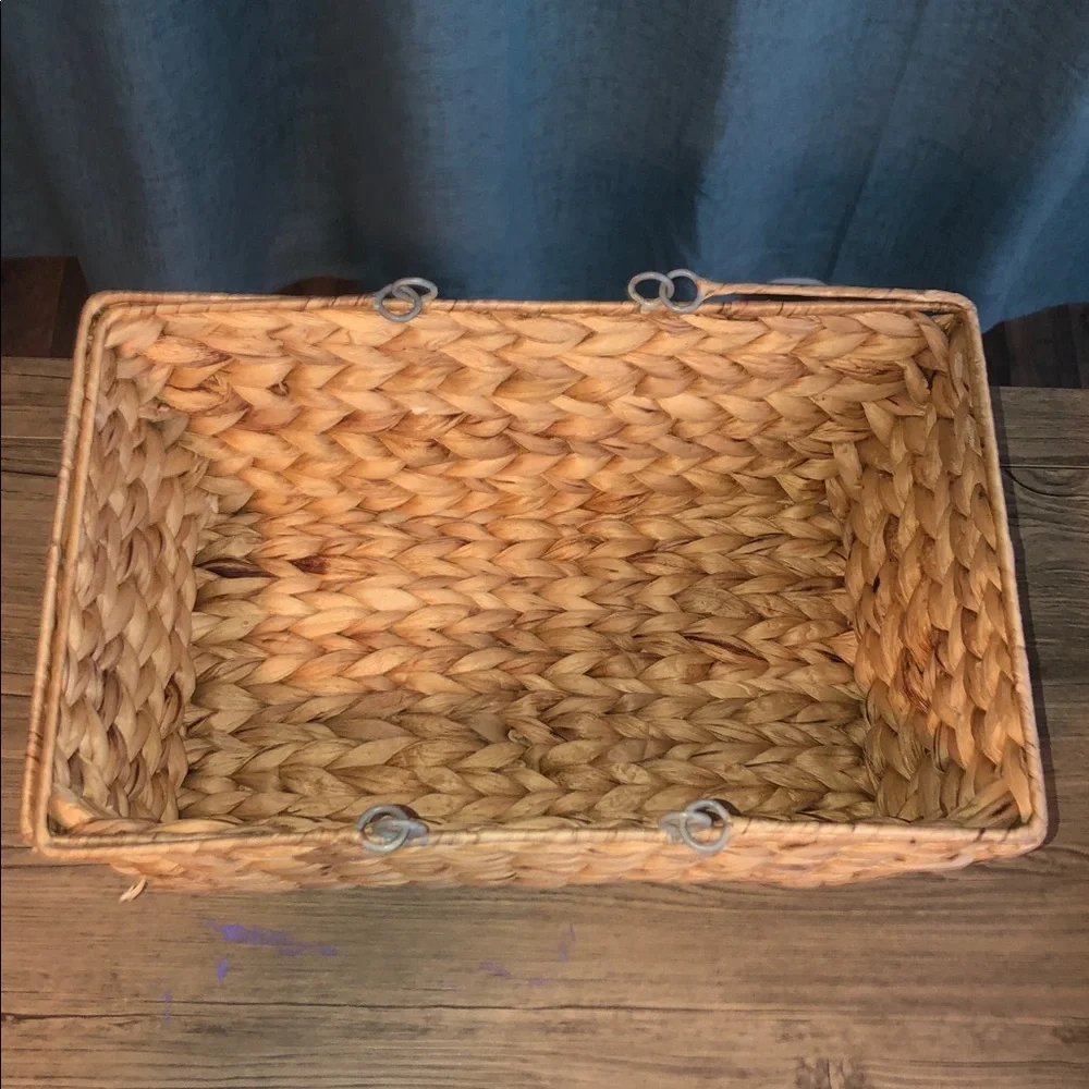 BUNDLE OF THREE WICKER BASKETS